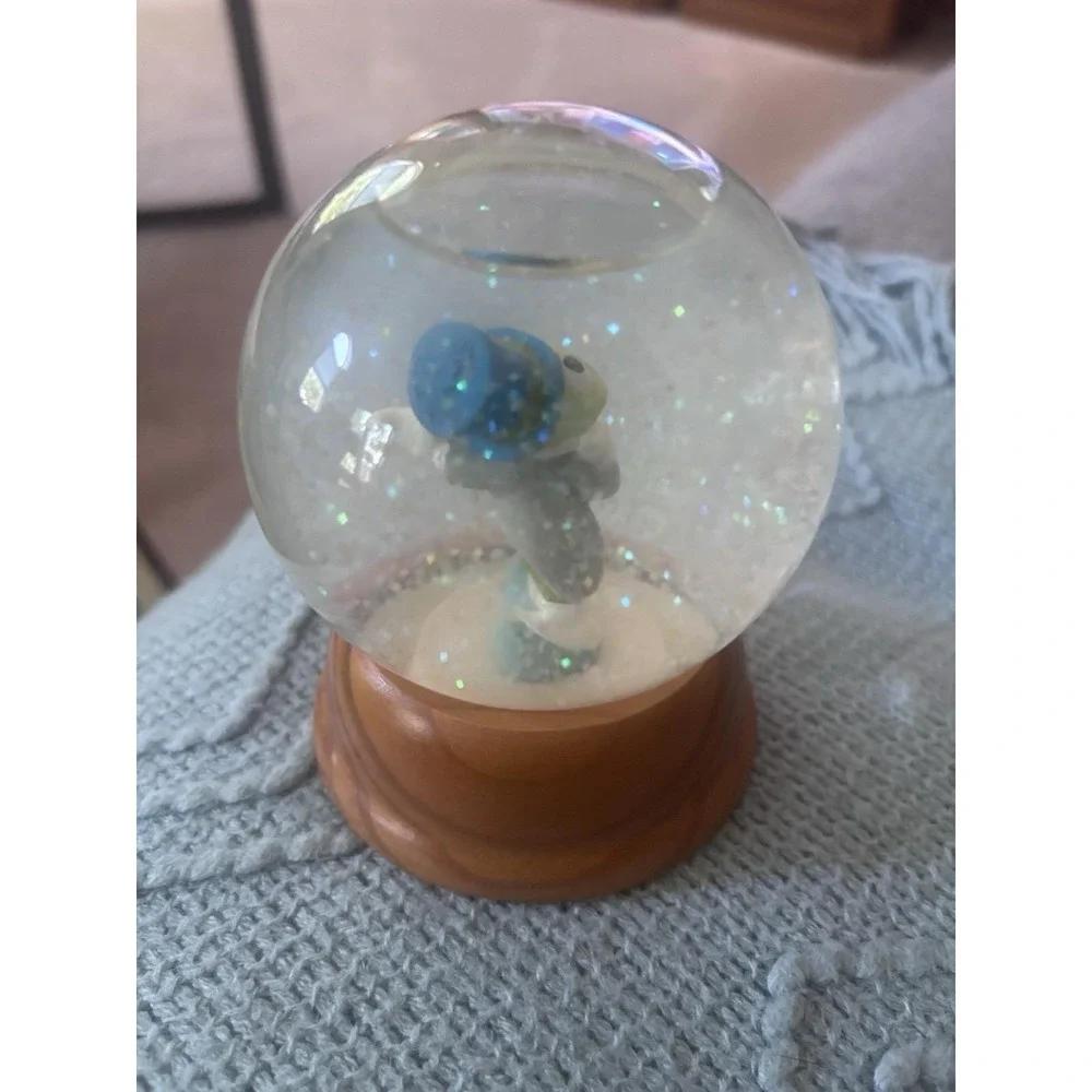 Disney Snow Dome Jiminy Cricket Mini Snow Globe Vintage 4